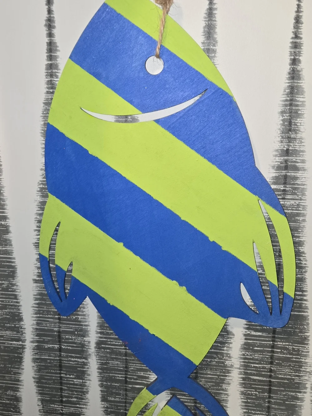 Hand Painted Colorful Wooden Fish Garland Coastal Nautical Hanging Wall Decor